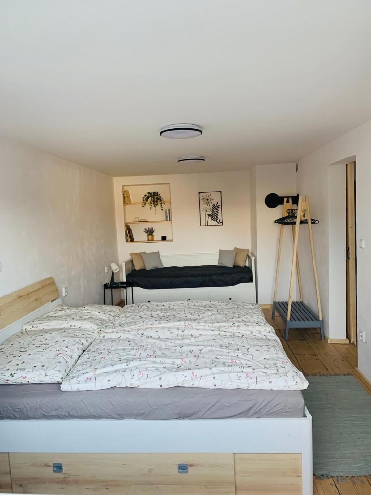 101 Apartment *